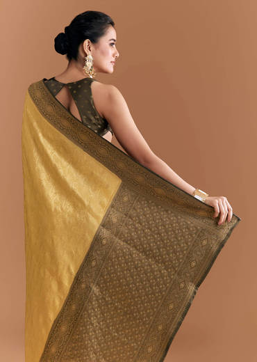 Gold Jacquard Silk Woven Saree With Floral And Jaal Motifs