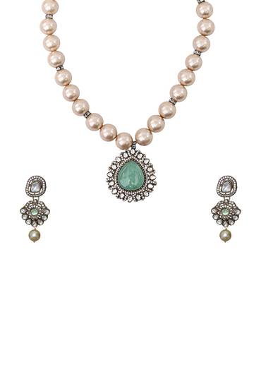 Gold Modern Polki Pendant Necklace and Earring Set