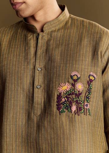 Green Linen Kurta Set With Hand Embroidered Detailing