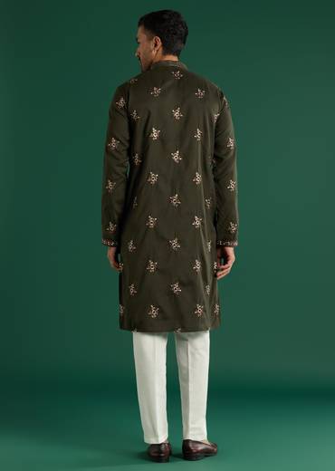 Green Silk Kurta Set For Men With Resham Hand Embroidery