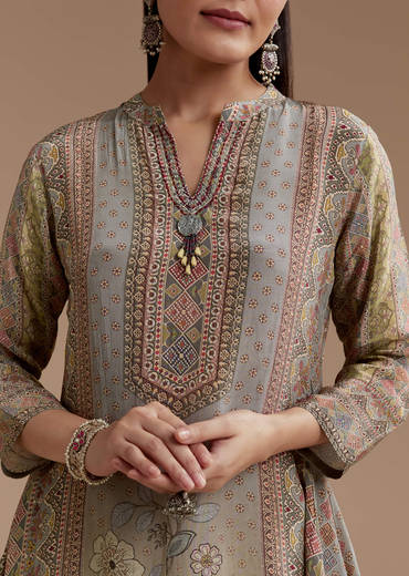 Grey Kurta Pant Set with Floral Print