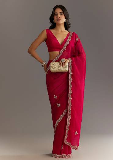 Magenta Crushed Tissue Saree With Cutdana And Scallop Border