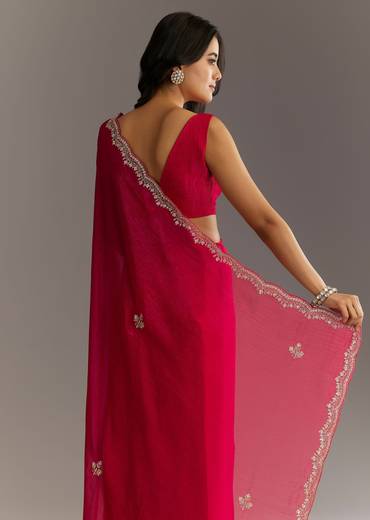 Magenta Crushed Tissue Saree With Cutdana And Scallop Border