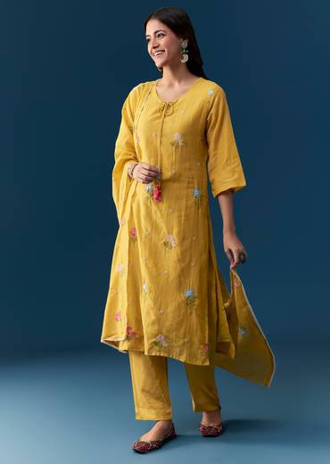 Mustard Yellow Pakistani Style Straight Kurta Set With Dupatta Cotton Thread Work