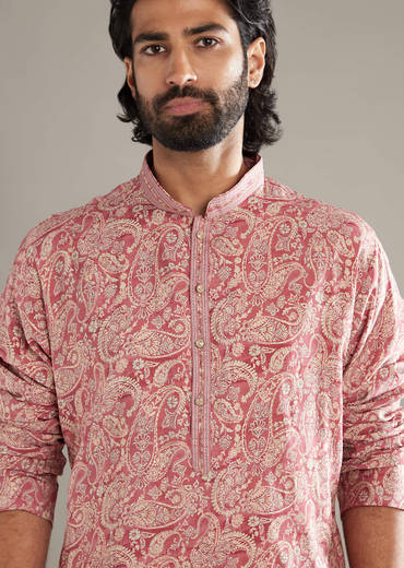 Peach Silk Kurta Set For Men With Paisley Print