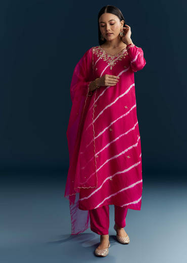 Pink Silk Kurta Set With Leheriya Print And Embroidery