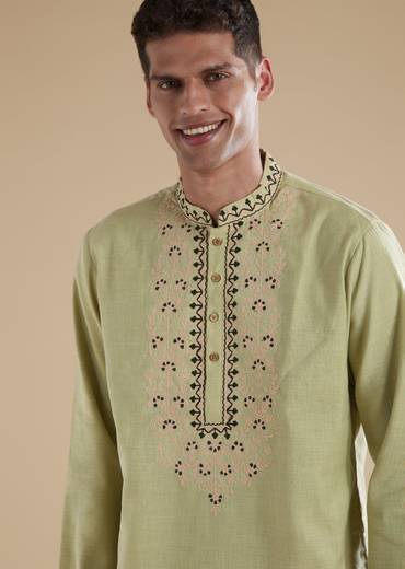 Pista Green Kurta Set With Resham Thread Work