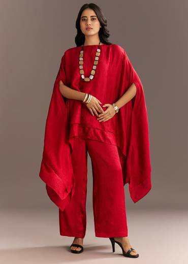 Red Crush Silk Kaftaan Set With Stone Neckpiece