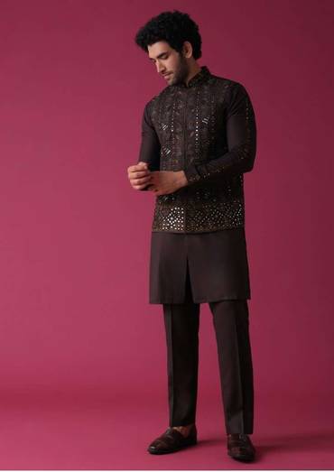 Wine Red Jacket Kurta Set In Silk With Heavy Threadwork And Abla