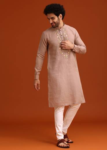 Onion Pink Floral Resham Hand Embroidered Kurta Set In Linen