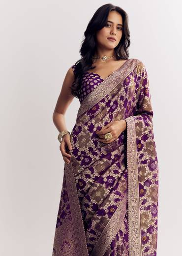 Purple Shaded Georgette Saree With Zari Jaal Work