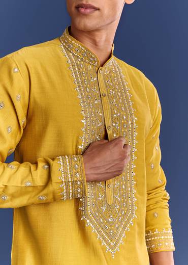 Yellow Silk Kurta Set With Yoke Thread And Mirror Work
