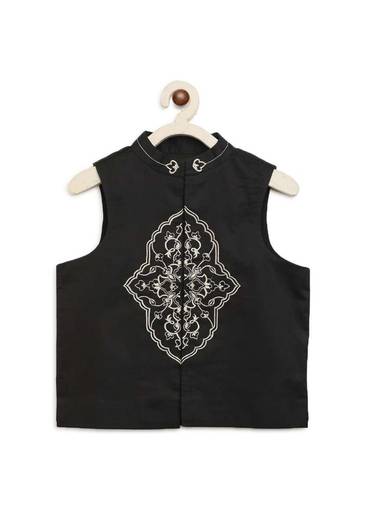 Kalki Boys White Kurta Set With Embroidered Buttis And Black Nehru Jacket With Ornate Embroidered Motif By Tiber Taber