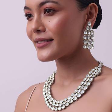White Layered Polki Necklace Set With Matching Danglers