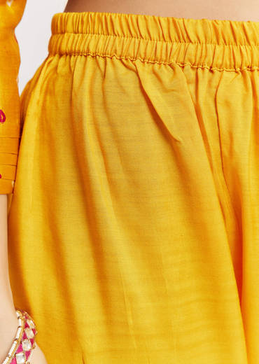 Yellow Bandhani Kurta Set With Pink Dupatta