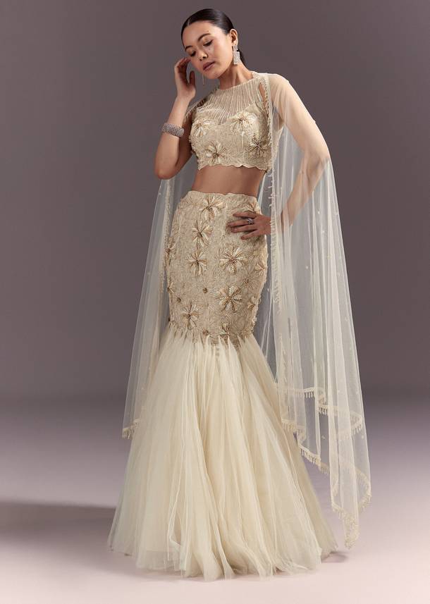 Off White Embroidered Blouse With Fish Cut Skirt And Dupatta
