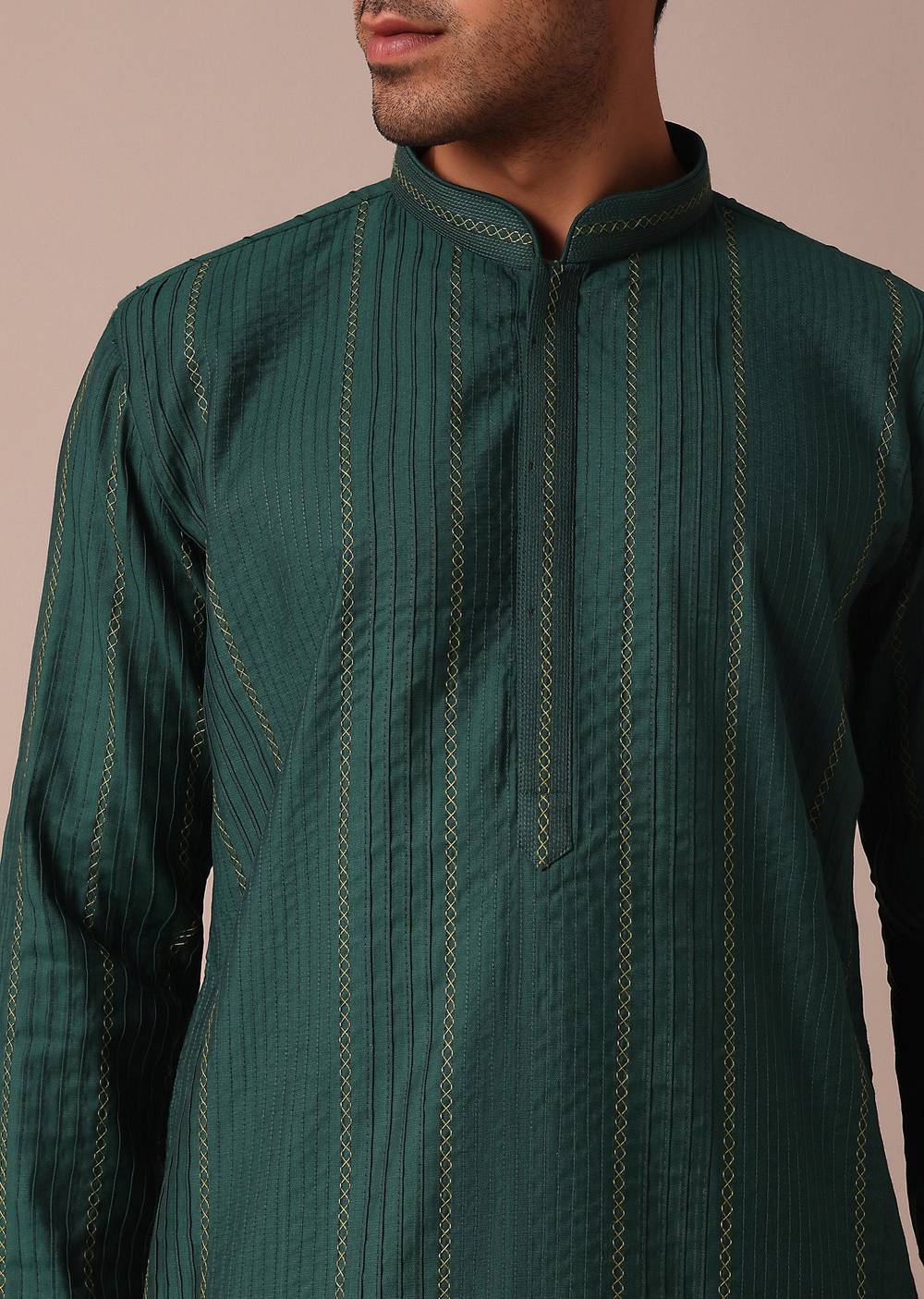 dark green kurta set with thread embrodiery-sg215240 4