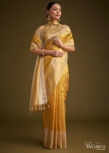 Gold Kanjivaram Silk Saree With Contrast Border And Pallu