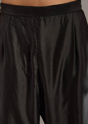 Black Cotton Silk Kurta Set For Men With Hand Dyed Bandhani Print