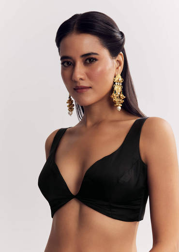 Black Dola Silk Saree With Woven Butti Work Border