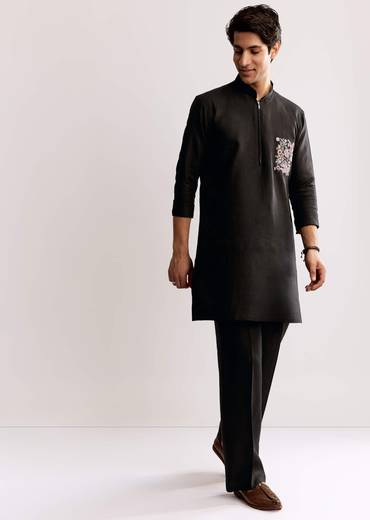 Black Linen Kurta Set With Embroidery