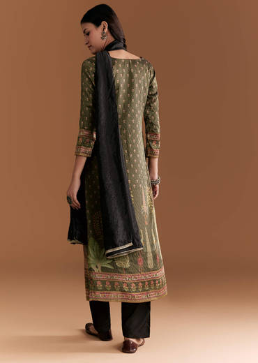 Black Silk Kurta Set With Floral Print And Hand Embroidery