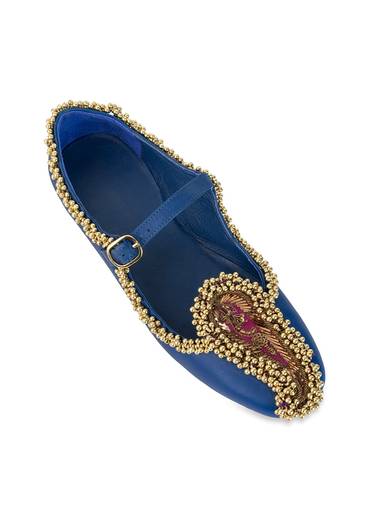 Blue Paisley Motif Faux Leather Embellished Juttis