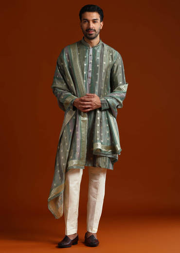 Blue Silk Kurta Set For Men With Zari Work