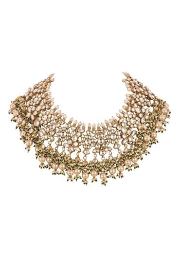 Gold Finish Heavy Bridal Choker And Maang Tikka Set
