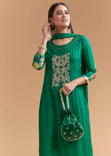 Green Dola Silk Kurta Set With Gota Work And Floral Print
