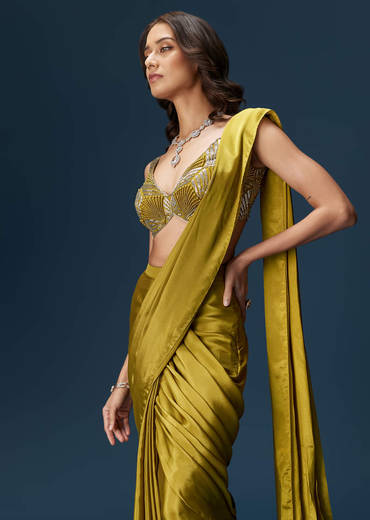 Green Drape Saree With V Neck Blouse And Belt