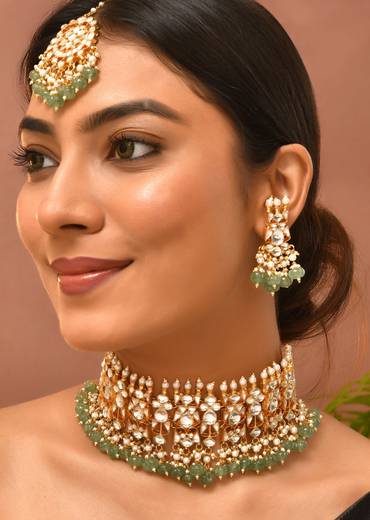 Green Kundan Necklace, Maangtikka and Earrings Set