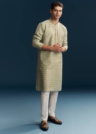 Green Silk Kurta Set With Minimal Thread Detail