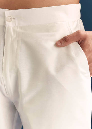 Green Silk Textured Kurta Set For Men With Embroidery