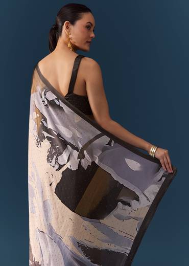 Grey Shaded Printed Saree with Blouse Fabric