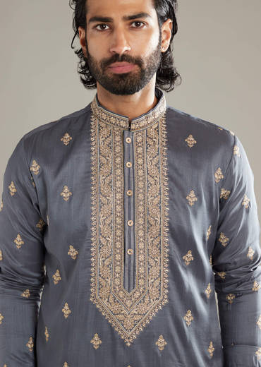 Grey Silk Kurta Set For Men With Resham Hand Embroidery