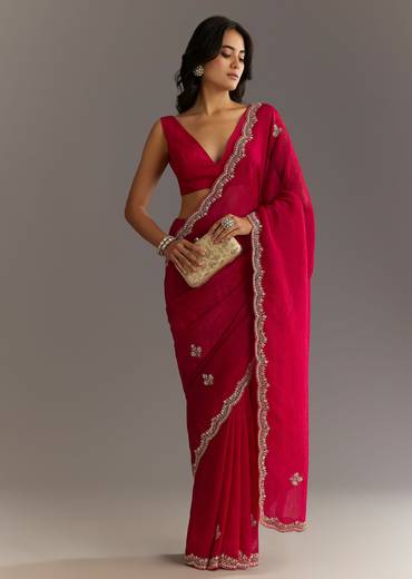 Magenta Crushed Tissue Saree With Cutdana And Scallop Border
