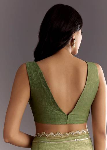 Mehendi Green Crushed Tissue Saree With Embroidered Scallop Border