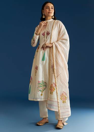 Off White Block Print Anarkali With Gotta Lace Neckline And Dupatta