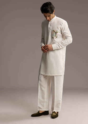 Off White Linen Kurta Set For Men With Thread Hand Embroidery