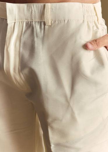 Peach Linen Kurta Set With Floral Print And Kantha Work