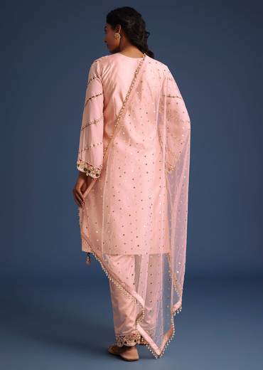 Peach Kurta Set With Zardosi And Sequin Embroidery