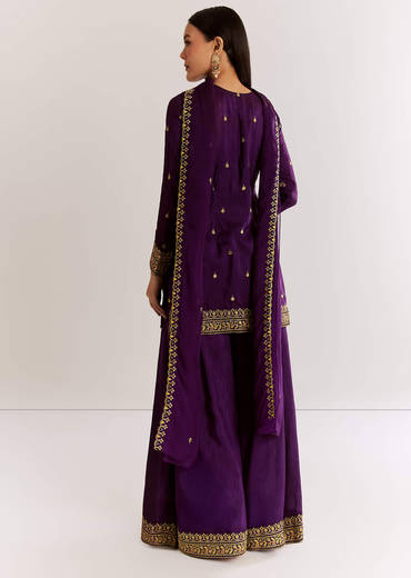 Purple Silk Kurta Set With Zari Butti And Border Work
