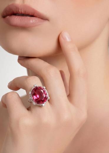 Ruby Bezel Filigiree Ring