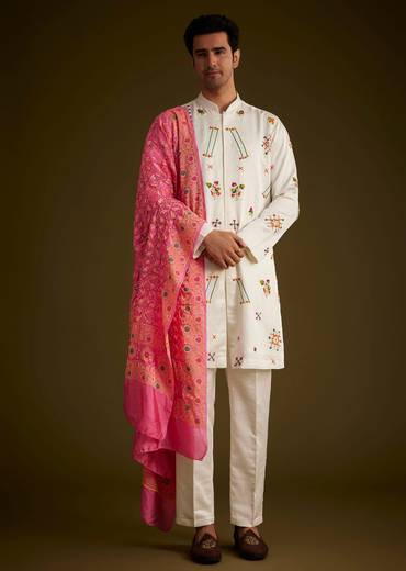 Off White Silk Thread Embroidered Kurta Set With Bandhani Dupatta