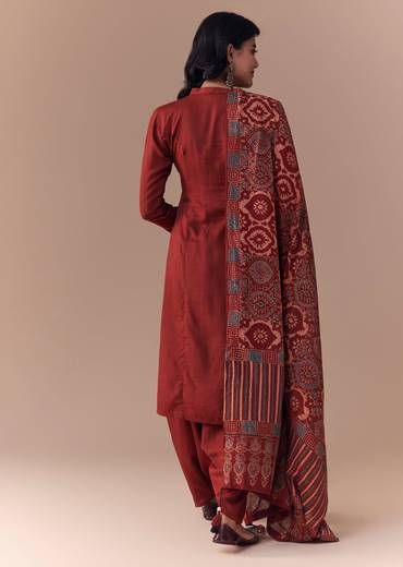 Maroon Linen Kurta Set with Handblock Ajrakh Dupatta