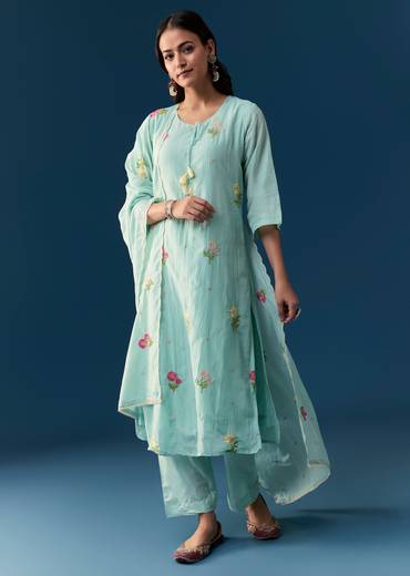 Sky Blue Pakistani Style Kurta Set With Dupatta And Thread Resham Work