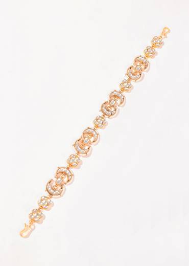 White and Gold Crescent Motif Kundan Mathapatti