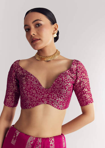 Wine Dola Silk Saree With Zari Motifs