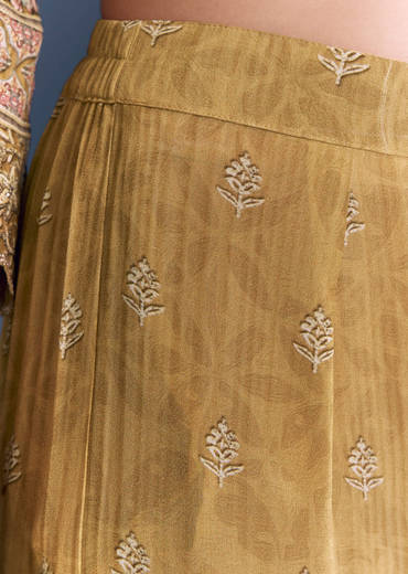 Yellow Crepe Kurta Set With Indie Print And Zari Embroidery